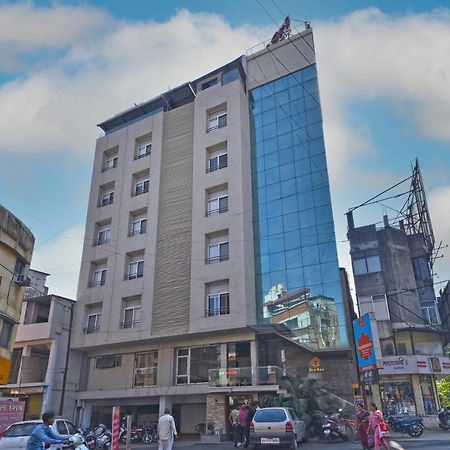 Hotel Sri Sri Executive, Kolhapur Exterior photo