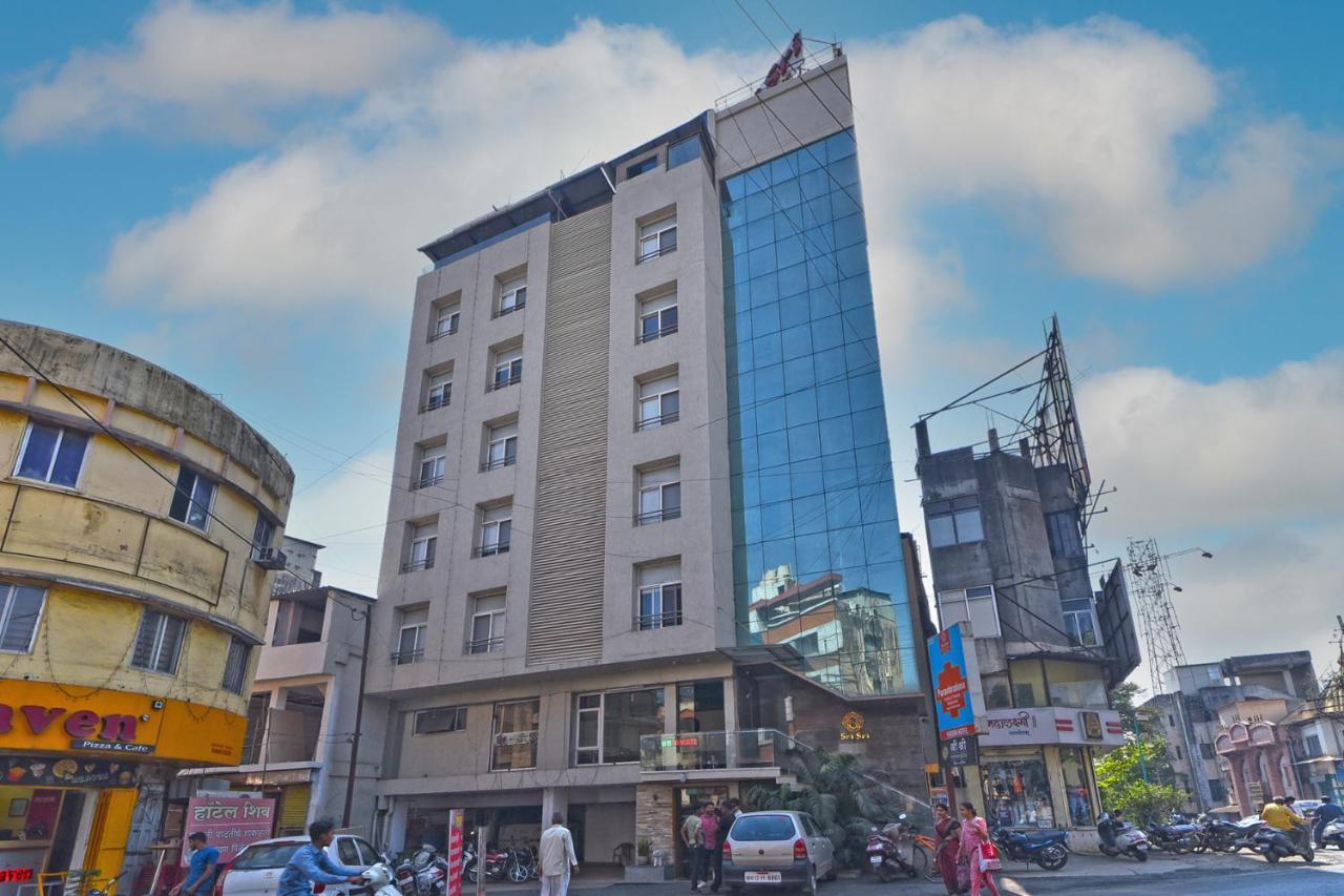Hotel Sri Sri Executive, Kolhapur Exterior photo